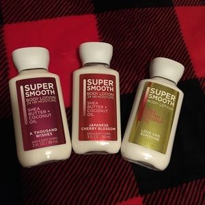Bath & body works set of 3 mini lotions